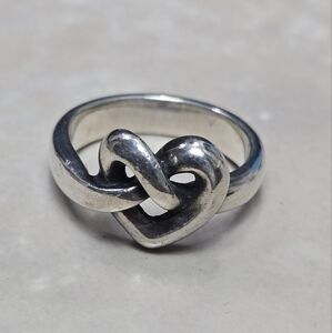 James Avery Sterling Silver Heart Knot ring Size 5.5 sterling silver  5g